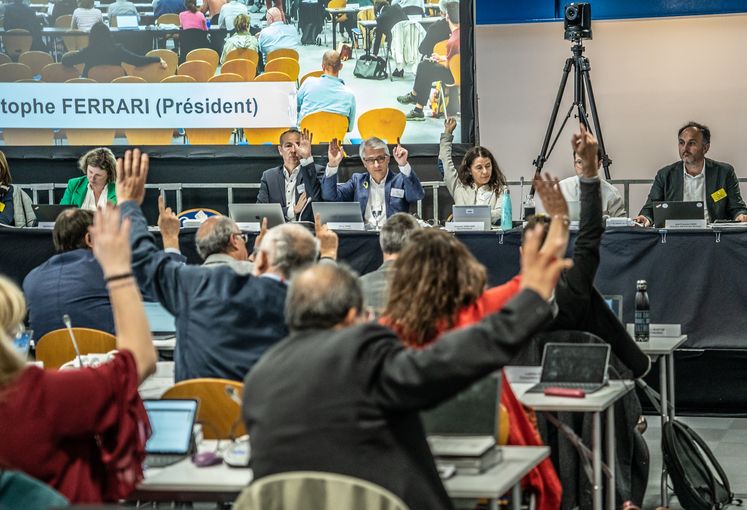 Les propositions citoyennes adoptées à très large majorité par Grenoble Alpes Métropole